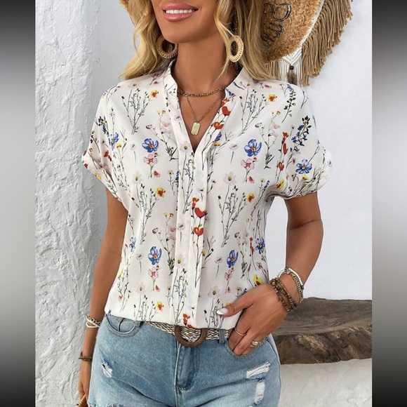 Vibrant White Paisley Women's Top